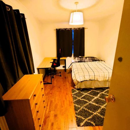 Edwardian 4 Bedrooms With 4 Bathrooms Townhouse, Next To Underground, Accommodates 10 People Londen Buitenkant foto